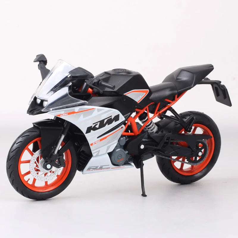 Miniaturowy KTM 1290 Super Duke R 2022 – Bestia w Skali Kolekcjonerskiej